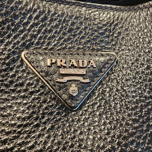 Prada Vitello Daino silver trim side pocket black Leather satchel crossbody tote - Picture 7 of 16